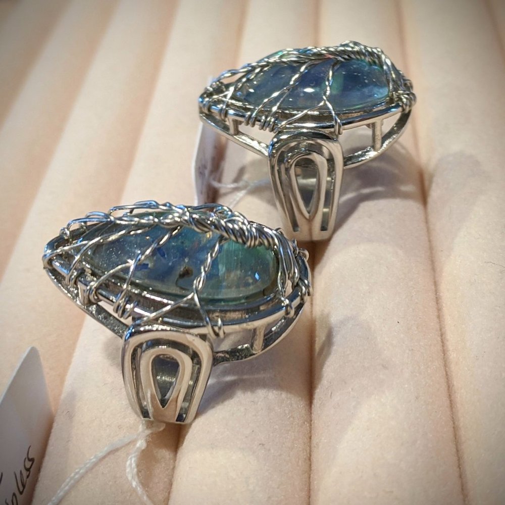 Abalone Shell Ring - Picture 2 of 4